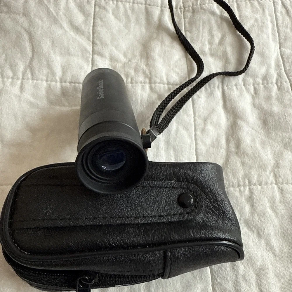 Golf‎ Scope Range Finder Manual Vintage W/ Pouch, Wrist Strap Radio Shack 5X20mm